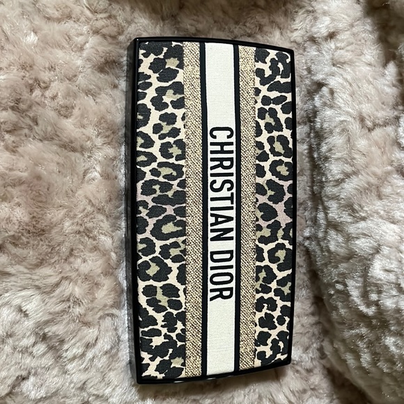 Dior Other - Diorshow 10 Colouleurs Eyeshadow Palette.